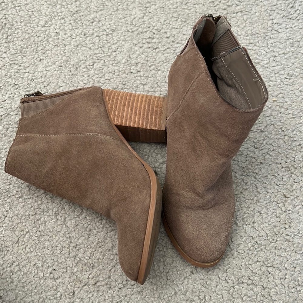 Urban Outfitter Booties!